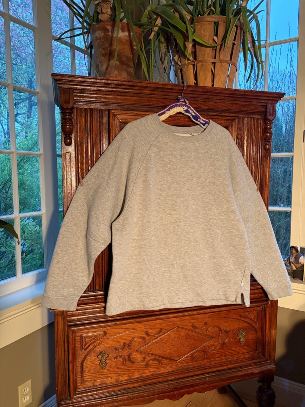 Men's Crewneck Sweatshirt in Light Gray
